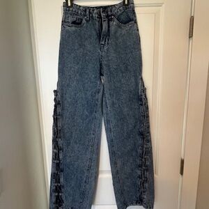 Venus 10” High Rise Split Side Wide Leg Medium Wash Jeans Sz 6 Trendy Edgy